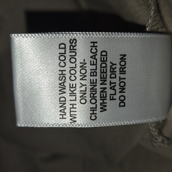 Essentials Fear of God Men's Short Sleeve T-Shirt Moss Size XL NWT - Picture 10 of 13